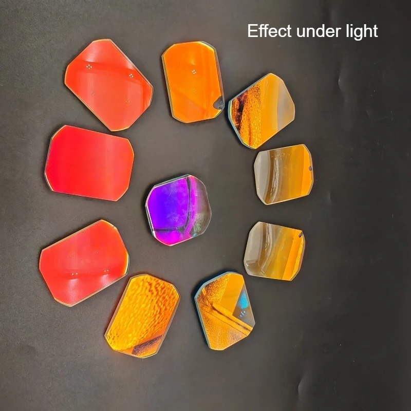 Art And Craft Science - Beschädigtes optisches Glas, unregelmäßiges rechteckiges Kunstprisma